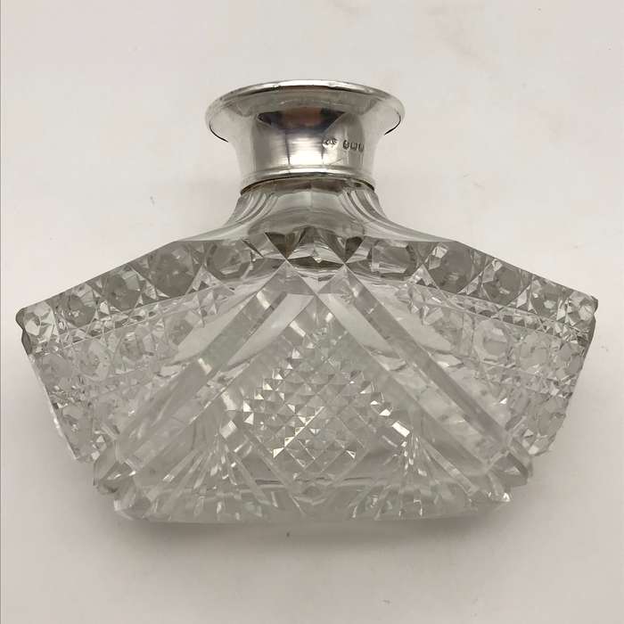Early Elegant Silver & Crystal Scent Bottle (1929)