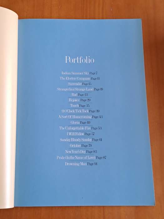 U2 Portfolio -  Vintage sheet music book  - 1988 -  Guitar