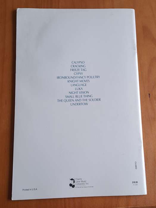 The authentic guitar style of  Suzanne Vega by Mark Phillips - 1989