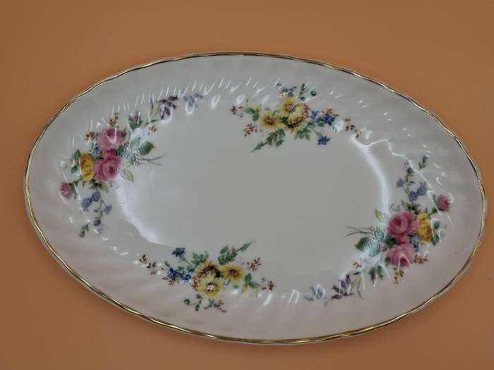 Royal Doulton Serving Platter - Small - Fine Bone China Arcadia - perfect condition