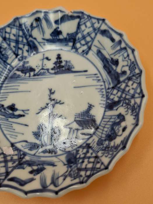 Vintage Kangxi - Blue & White Fluted Rim Saucer/Coaster - Oriental Scenes