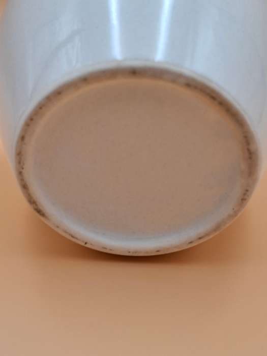 Vintage Porcelain Tea Caddy Storage Jar - White with lid in excellent condition