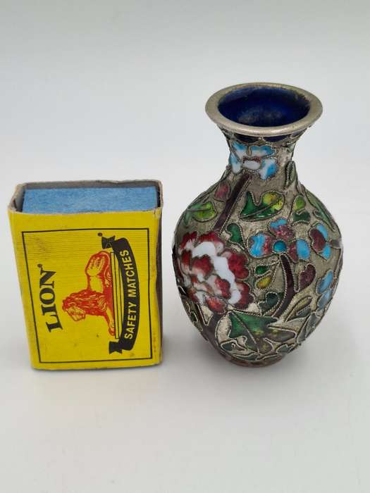 Vintage Cloisonné Bulb shaped Miniature Vase - beautiful colours