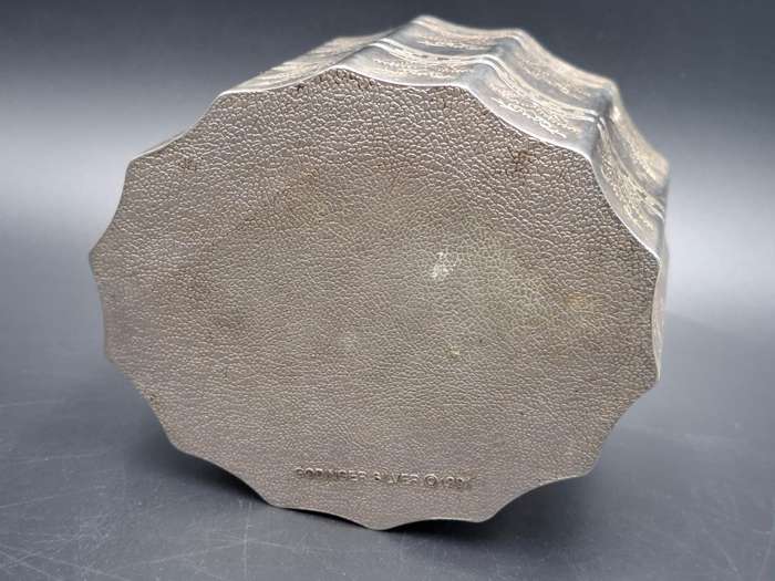 Godinger Silver Plated Jewelry / Trinket Box - Scalloped & Lid with Velvet Interior