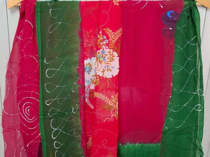 Red Colored Fabric Batch - Precut in Rectangular Shapes for Head Scarves - with Thread