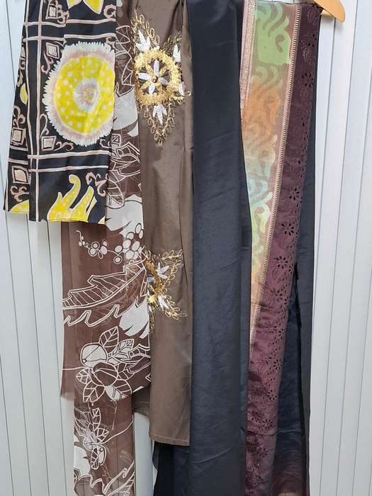 Brown Colored Patterned Fabric Batch - Precut in Rectangular Shapes for Head Scarves - with Thread