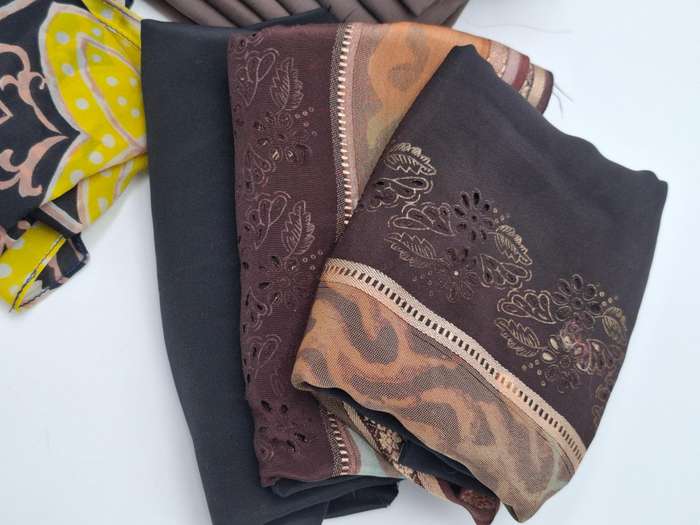 Brown Colored Patterned Fabric Batch - Precut in Rectangular Shapes for Head Scarves - with Thread