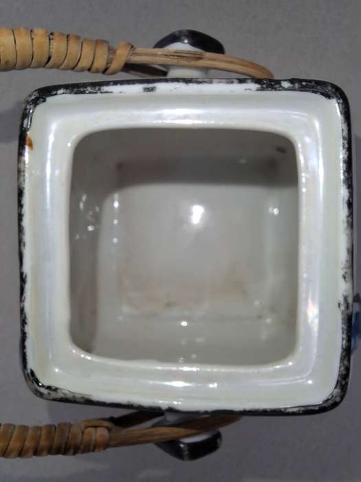 Porcelain Tea Basket with SP rim with Lid - Woven Bamboo Handle