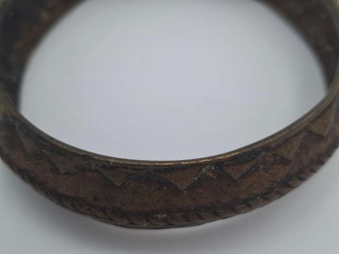 Antique African Bronze/Brass Armband - 9cm diameter - A Collectible with History