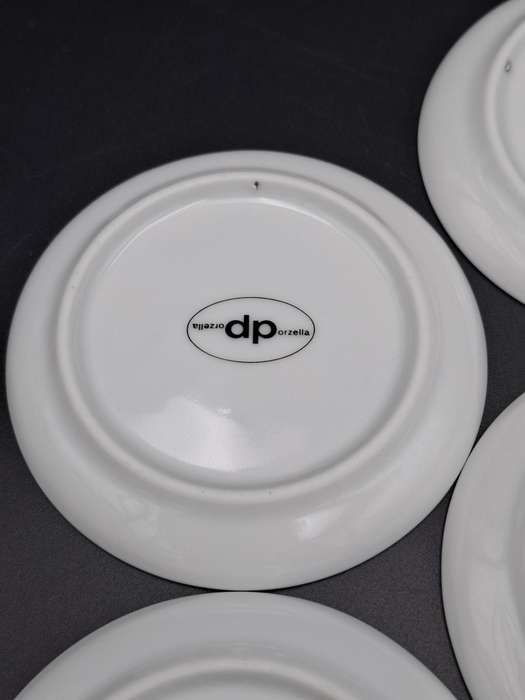6 x Vintage Mini Porcelain Plates - collectors plates featuring sketches of Hamburg, Germany