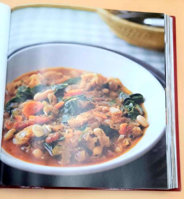 Easy One Pot - Marks & Spencer - Series of 8 Collectable Cookbooks