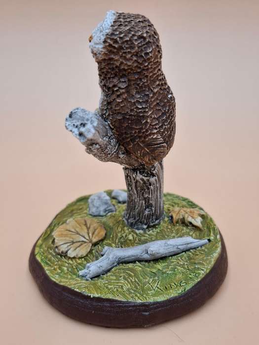 Vintage Hand Painted Resin Sculpture of a Barn Owl - Artist James Kendall King c. 1980 to 1989