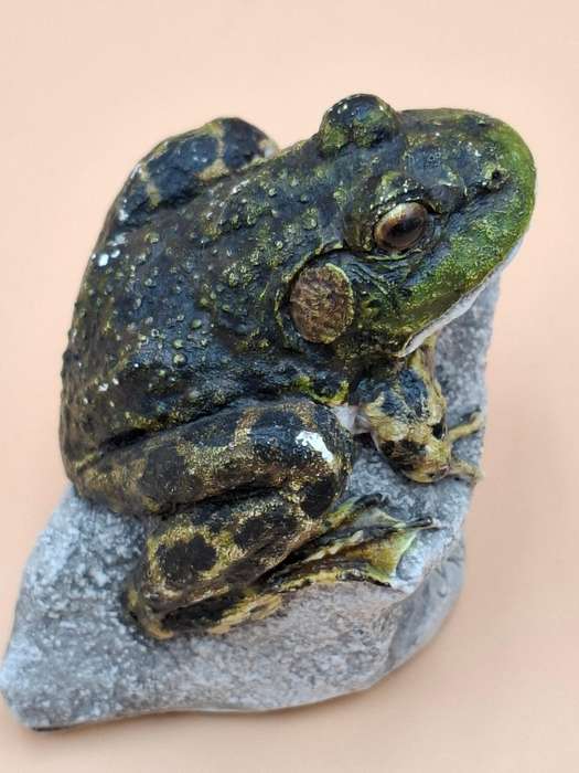 Vintage Hand Painted Resin Sculpture of A Toad - Artist James Kendall King c. 1980 to 1989