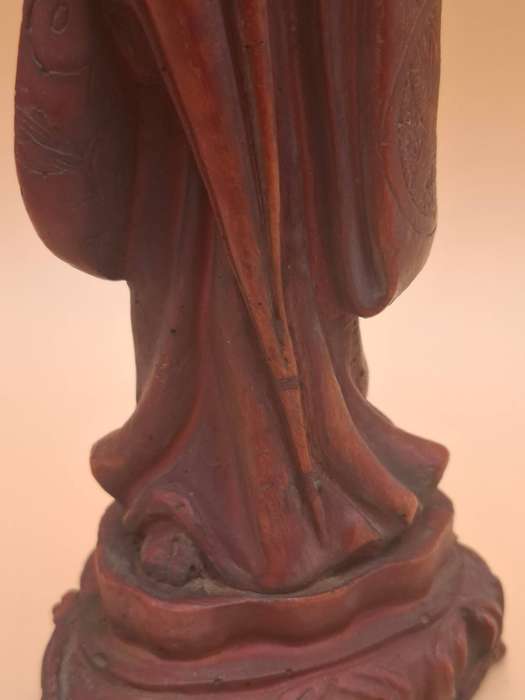 Vintage 1950's Carved Red Geisha Figurine - Intricate detail