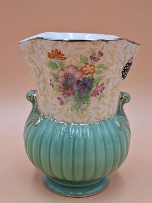 Vintage Fielding Crown Devon Vase - Green & Gold Ribbed - Excellent Condition