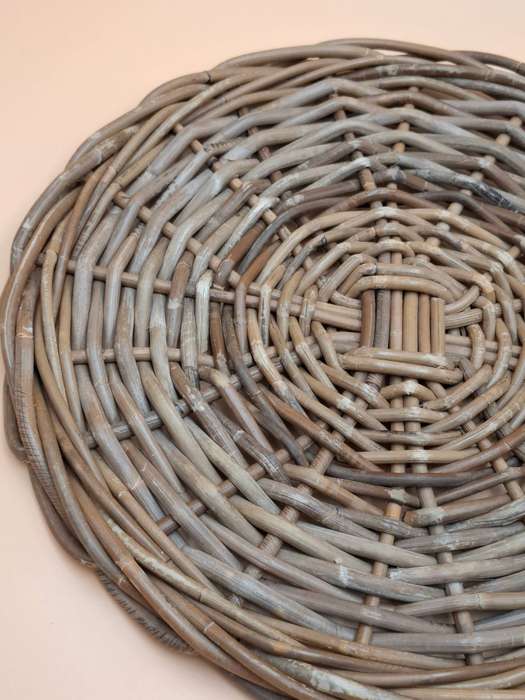 Vintage Hand Woven Rustic Rattan Placemats - 4 x 35cm diameter - Great condition