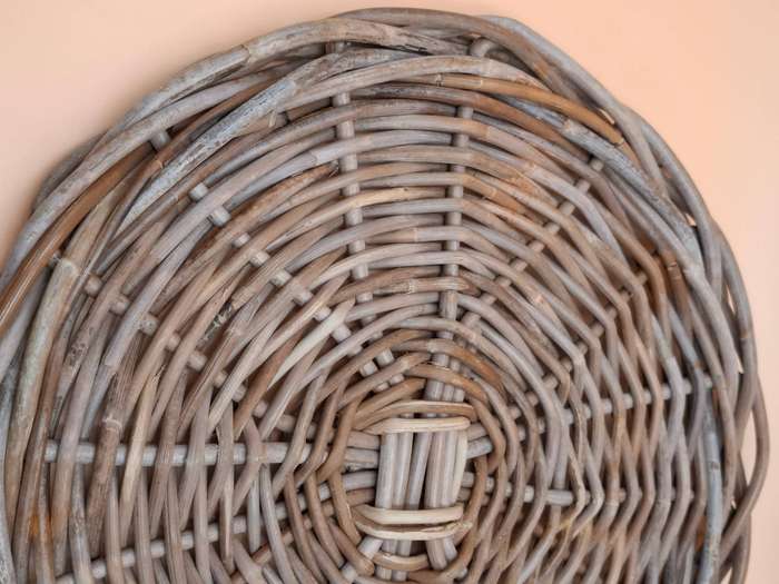 Vintage Hand Woven Rustic Rattan Placemats - 4 x 35cm diameter - Great condition
