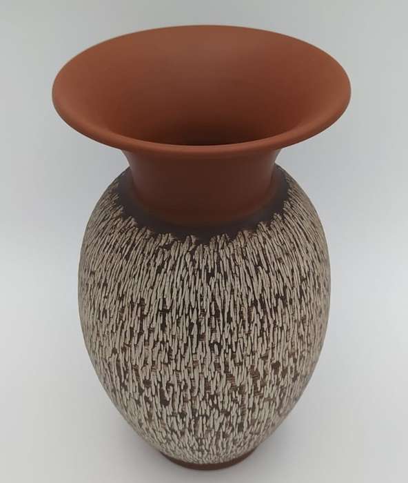 Vintage Mid Century Handmade West German Pottery vase with sgrafitto detail - excellent condition