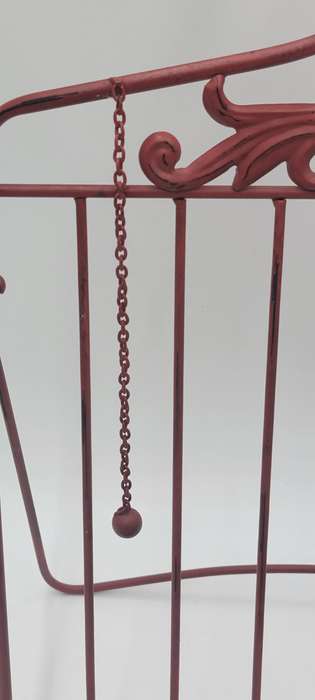 Vintage Red Rooster Metal Recipe Book Stand - Vibrant Colour - Lovely Boho Style