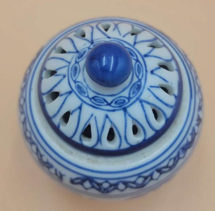 Replica of an Early Ming Dynasty Incense Burner Pot - Great Condition