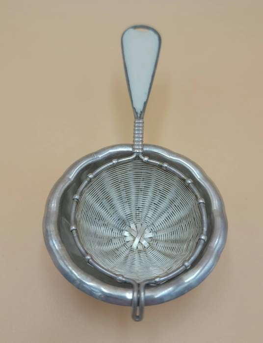 Vintage Silver Plated Basket Weave Tea Strainer with A Silver Plated Drip tray