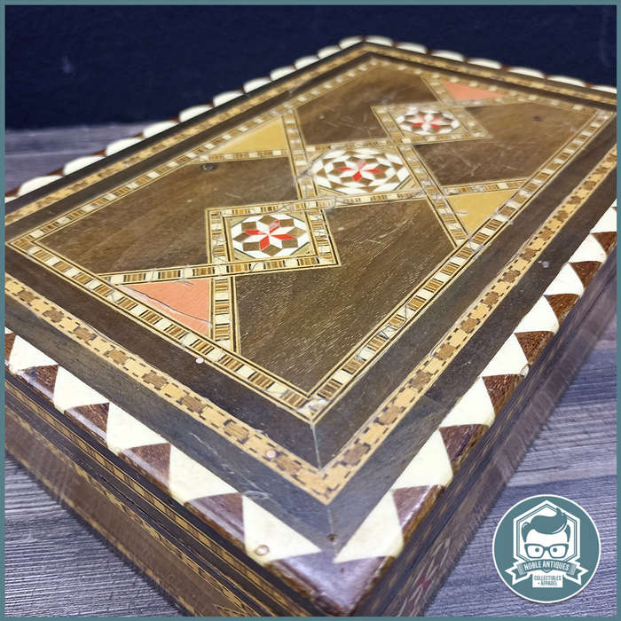 Vintage Wood Inlayed Cigar and Cigarette Box!!!