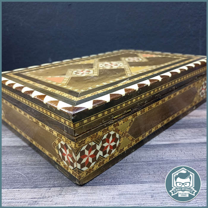Vintage Wood Inlayed Cigar and Cigarette Box!!!