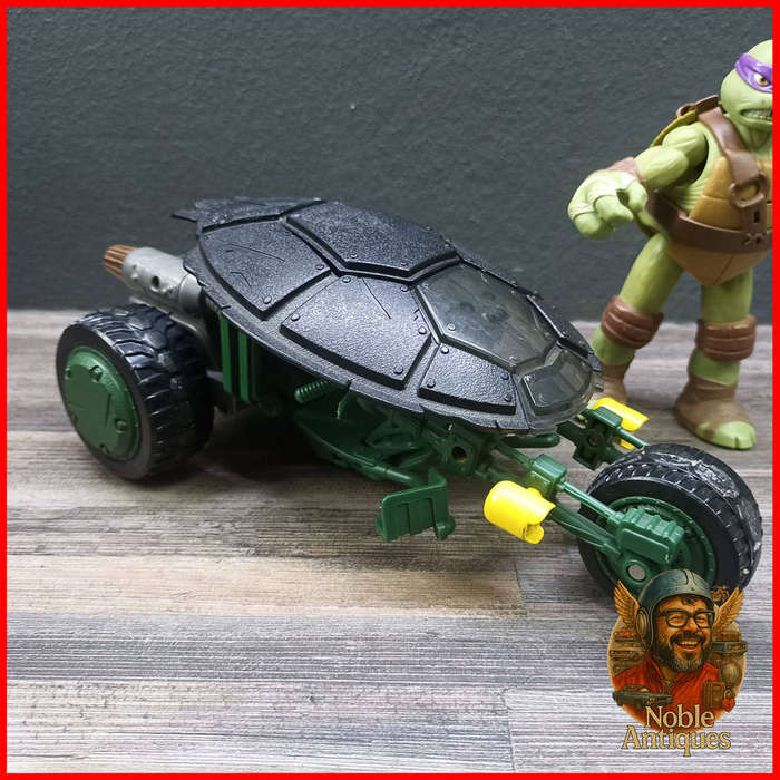 Teenage Mutant Ninja Turtles Figurine and Car Collection