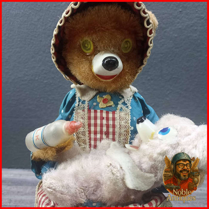 25cm Vintage Japanese Motion TinToy Mama Bear Feeding Baby