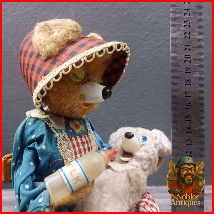 25cm Vintage Japanese Motion TinToy Mama Bear Feeding Baby