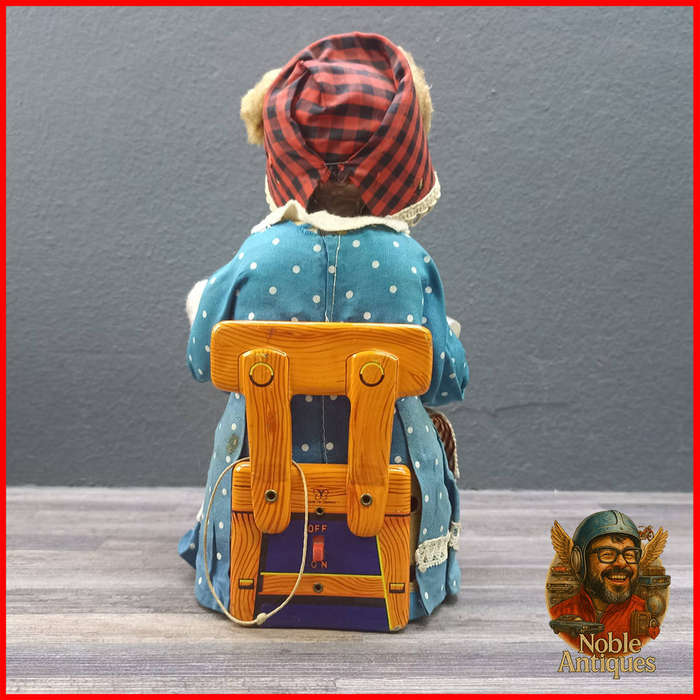 25cm Vintage Japanese Motion TinToy Mama Bear Feeding Baby