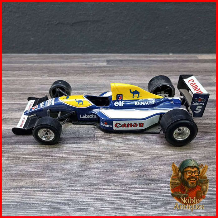 Bburago 1:24 scale die cast model of the Williams FW14 Formula 1 car