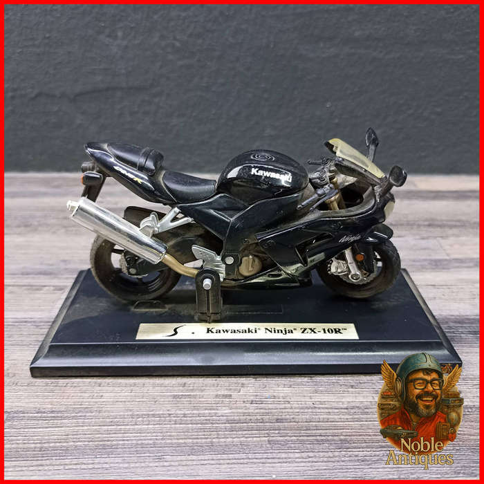 Die Cast Scale 1:18 Kawasaki Ninja ZX-10R motorcycle