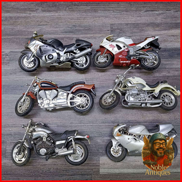 Die Cast Scale 1:18 Motorcycle Collection - No Stands
