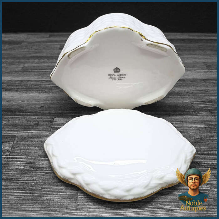 Royal Albert England White Woven Bone China Basket Trinket Box