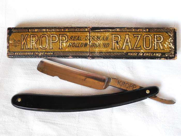 Original Kropp Straight Razor in Box, Sheffield England