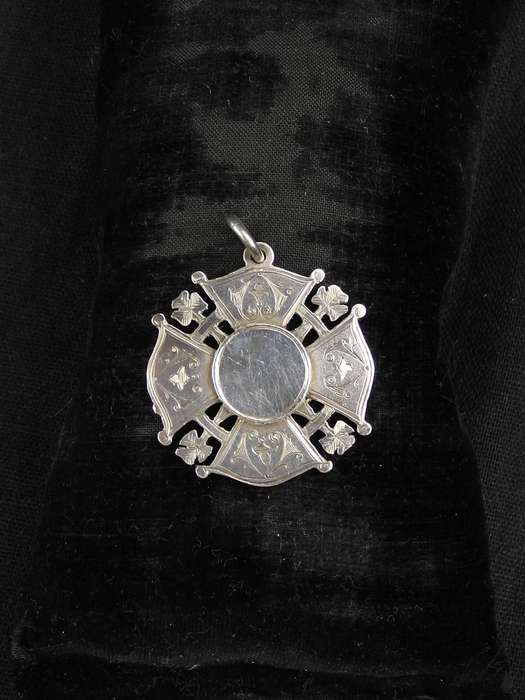 Antique .925 Sterling Silver English Fob Medal 1901 (17.2g)