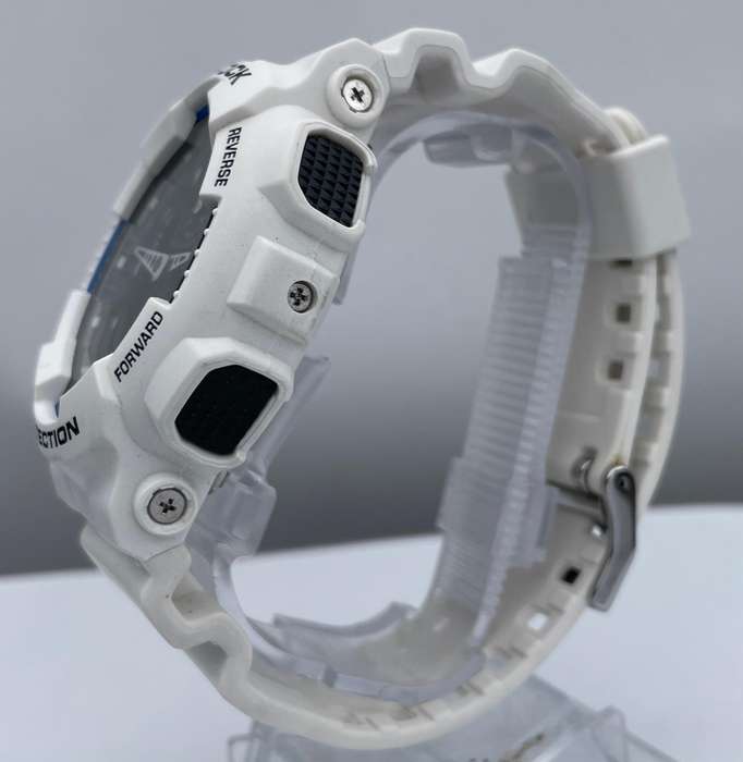 White Casio G shock GA-100B
