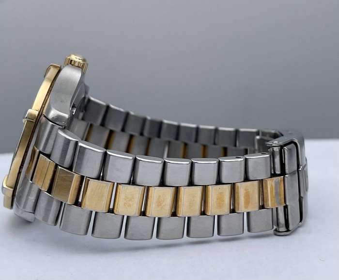 Tag Heuer professional 200m