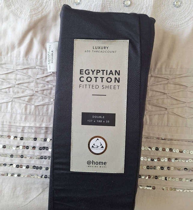 BRAND NEW**Egyptian Cotton* Fitted Sheet* Black*Double* Luxury 600 Threadcount**
