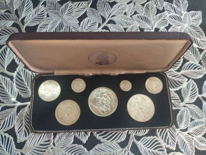 Set of Seven Rare 1887 Queen Victoria Victorian Silver Coins In original case