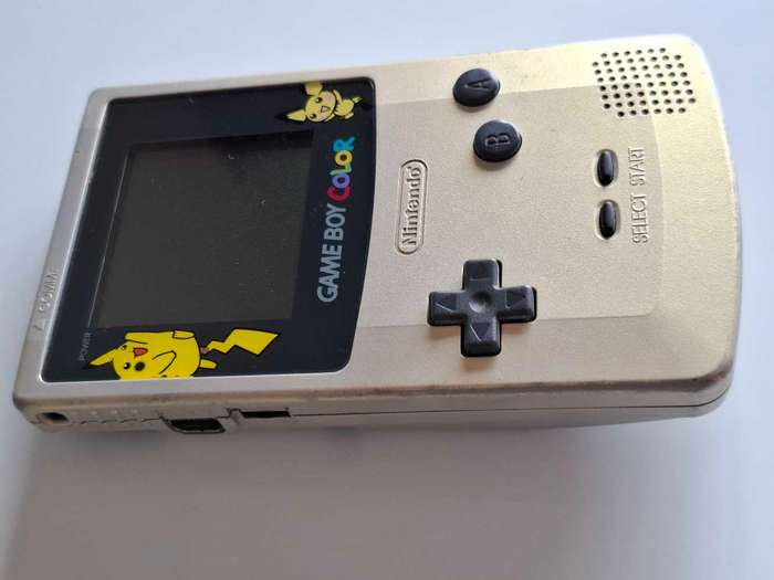Nintendo Gameboy Color Console Pokémon Edition
