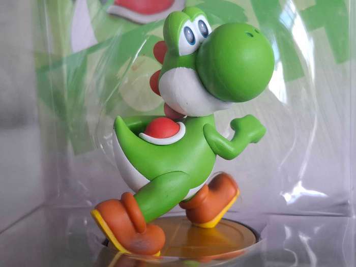 Yoshi No 3 Super Smasbros Collection Amiibo
