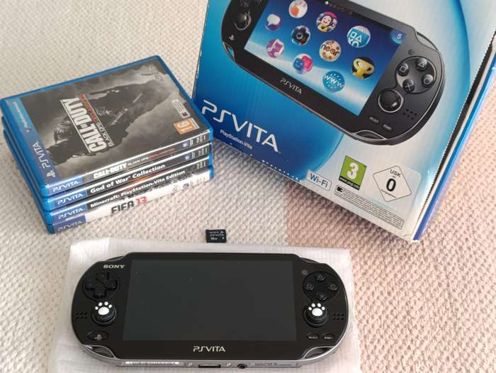 Ps Vita PCH 1004 Console +Games Bundle +Box