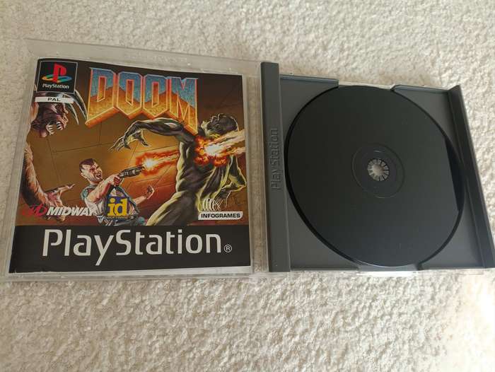 Doom Playstation 1 PAL Region