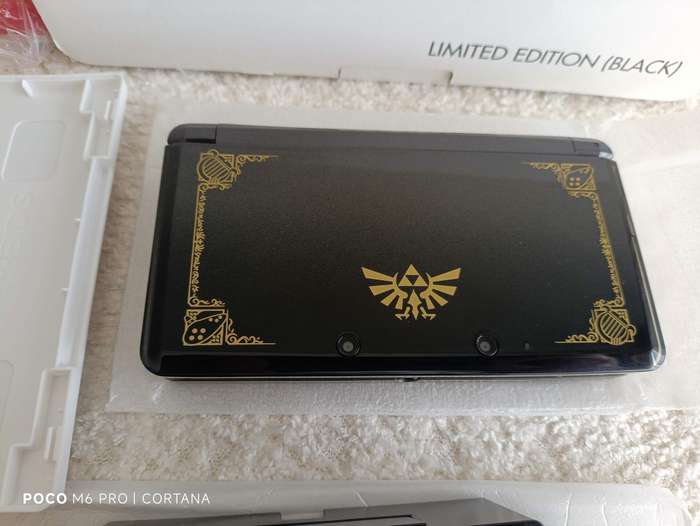 The Legend of Zelda 25 th Anniversary Limited Edition nintendo 3DS Euro Region Console +Box