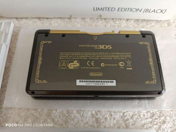 The Legend of Zelda 25 th Anniversary Limited Edition nintendo 3DS Euro Region Console +Box