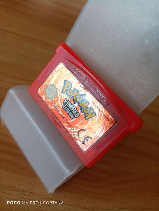 Pokémon FireRed Version Gameboy GBA