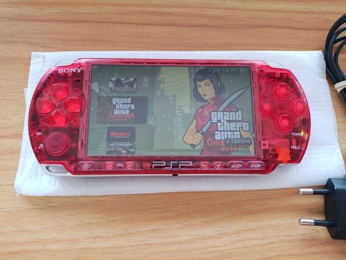 Sony Playstation Portable /Psp Console With Original Charger