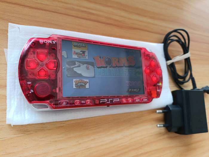 Sony Playstation Portable /Psp Console With Original Charger